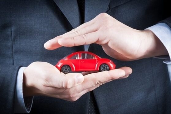 Passaggio di proprietà auto defunto con più eredi